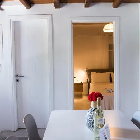 Villa Glamorous 2br In Ornos With Amazing Sea View!